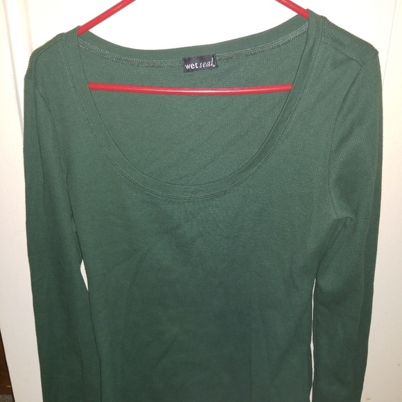 Wet Seal Long Sleeve - Picture 2 of 5